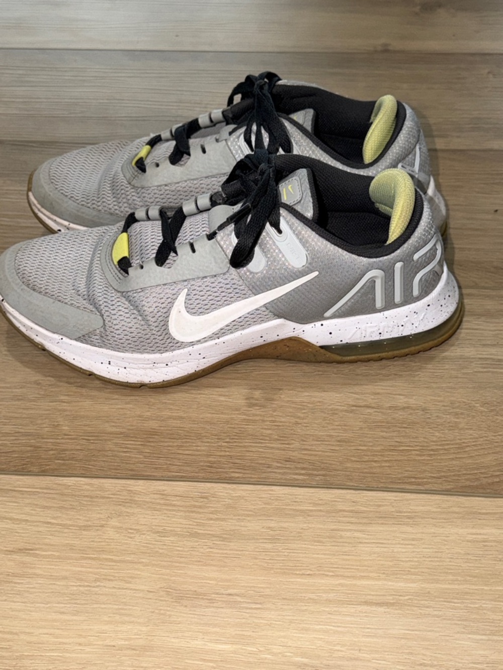Nike Air Max Alpha Trainer 4 in the Light Smoke Grey and Limelight size 11